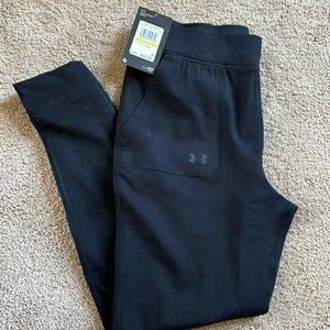 Brand new with tags girls Under Armour motion jogger
